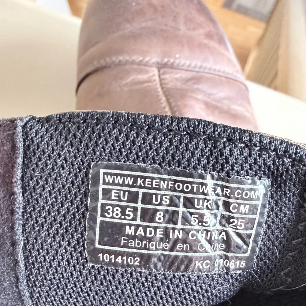 Women's KEEN Brown Ankle Boots - Casual Leather Zip Booties - Picture 3 of 4